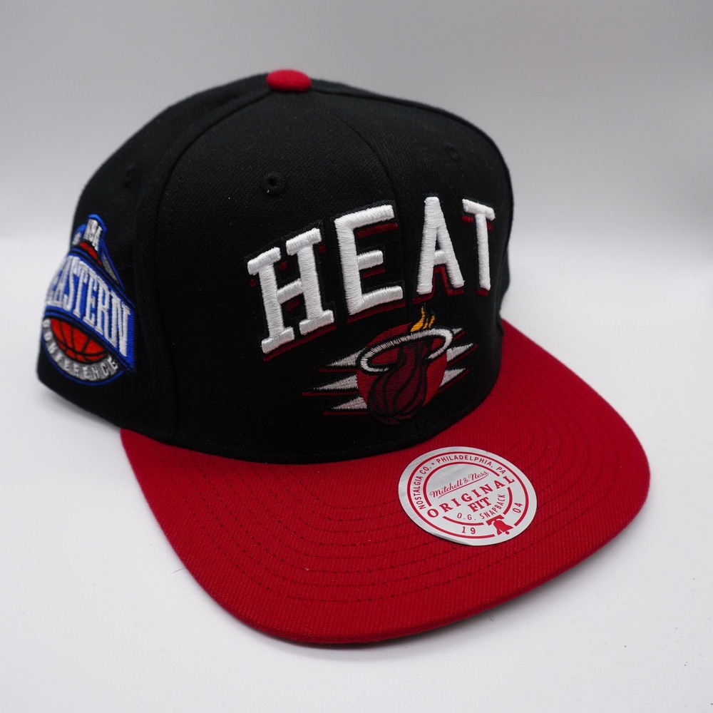 Mitchell & Ness Miami Heat Hat Mens OS Black Red NBA Eastern Conference Snapback